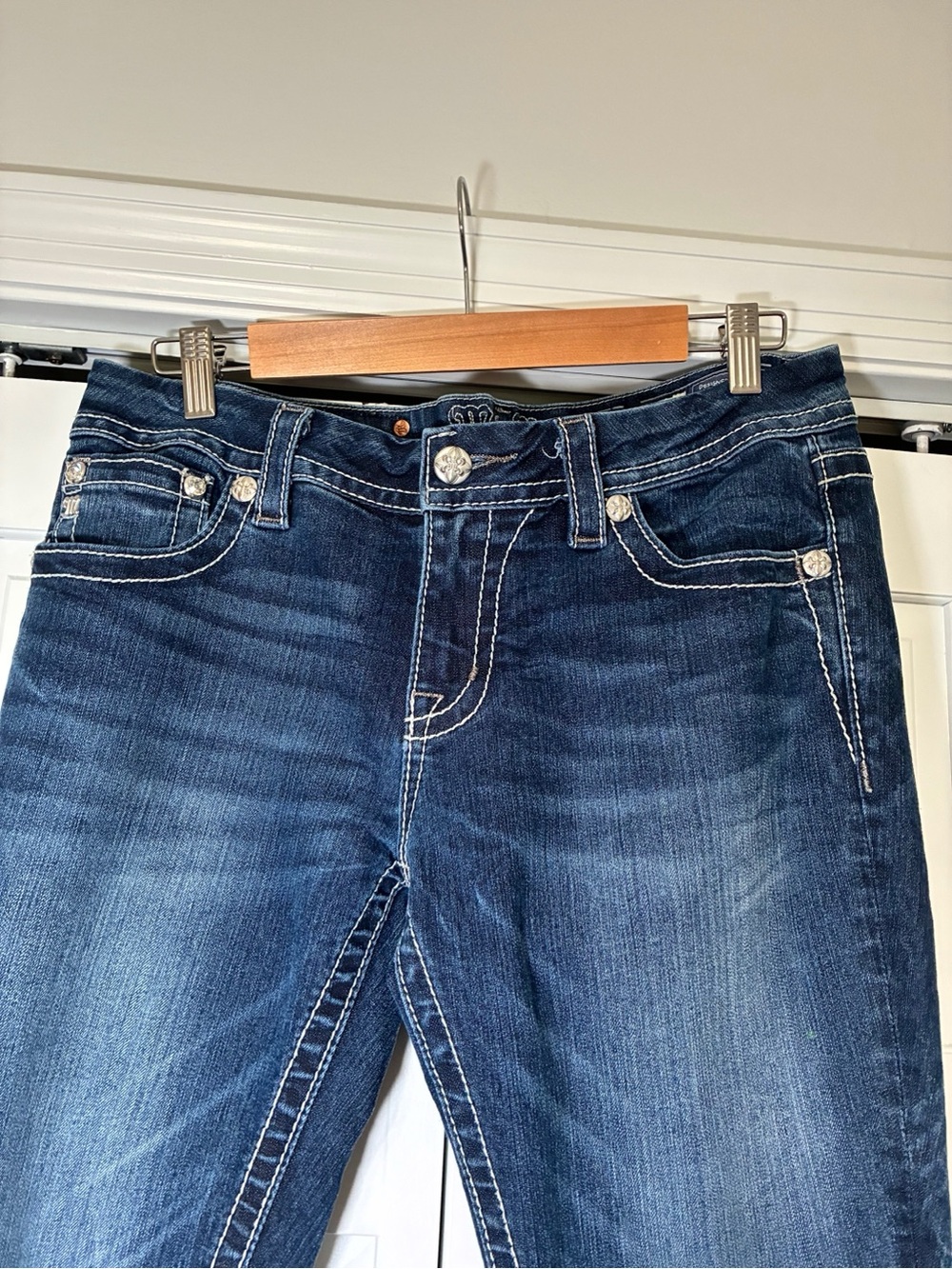 Miss Me bootcut embellished size 31 jeans - Picture 6 of 11